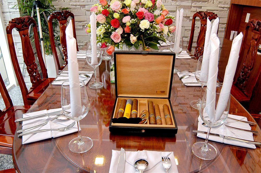 נה טראנג Nam Hung Hotel מראה חיצוני תמונה
